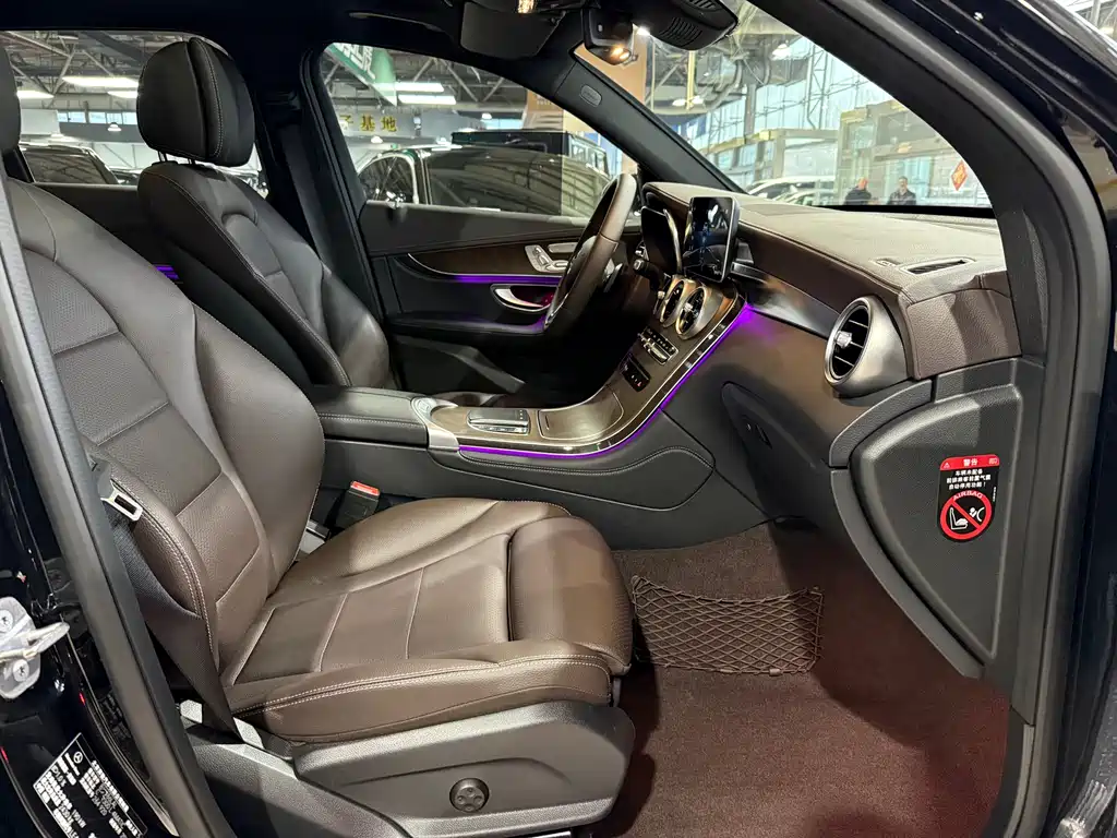 Mercedes-Benz Mercedes-Benz GLC 2020 GLC 300 L 4MATIC Sport Edition 2019 - thumbnail 8