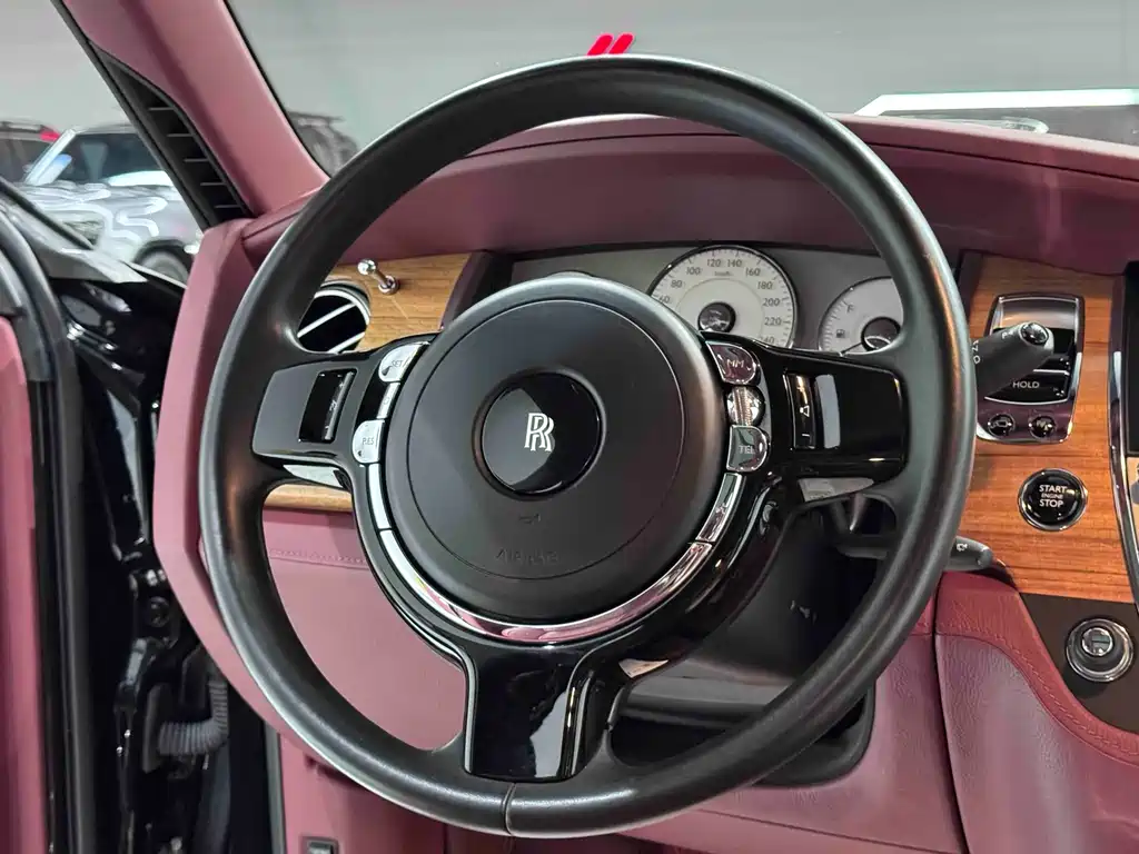 Rolls-Royce Ghost 2015 Series II Extended Wheelbase 2018 - thumbnail 15