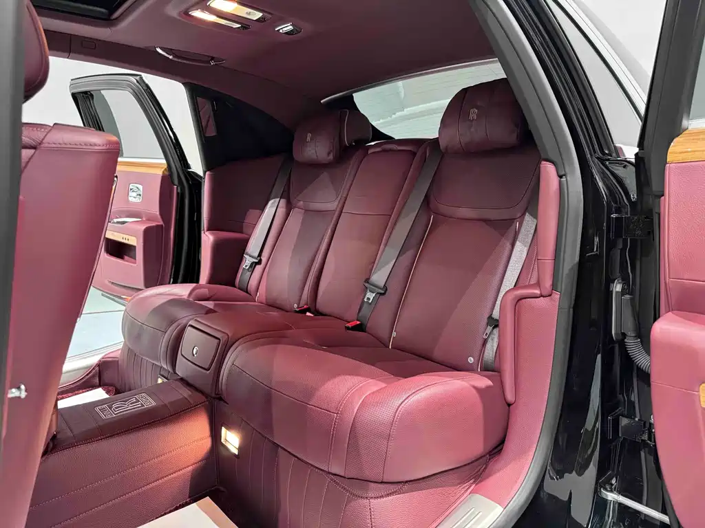 Rolls-Royce Ghost 2015 Series II Extended Wheelbase 2018 - thumbnail 23