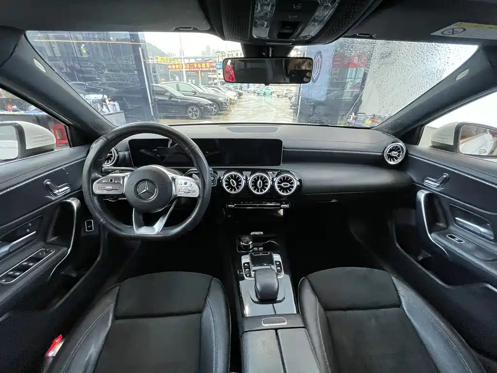 Mercedes-Benz Mercedes-Benz A-Class 2020 A 200 L Sport Sedan 2020 - thumbnail 11