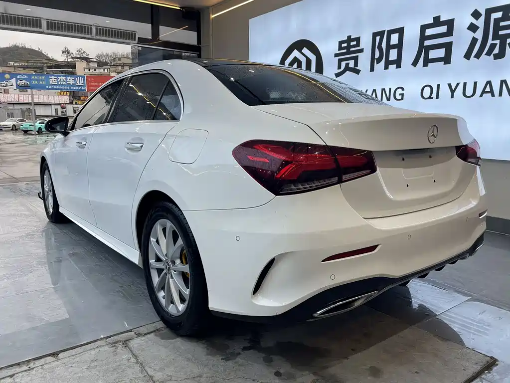 Mercedes-Benz Mercedes-Benz A-Class 2020 A 200 L Sport Sedan 2020 - thumbnail 14