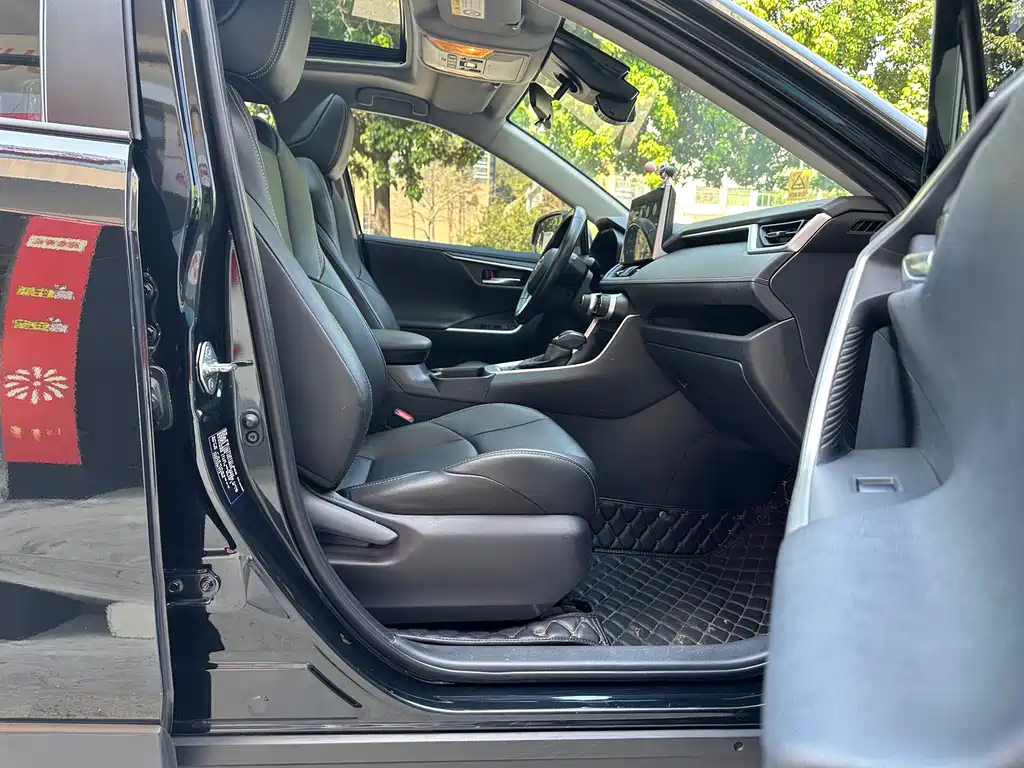 Toyota Venza 2021 Dual Engine 2.5L E-CVT Front-Wheel Drive Luxury Edition 2021 - thumbnail 9