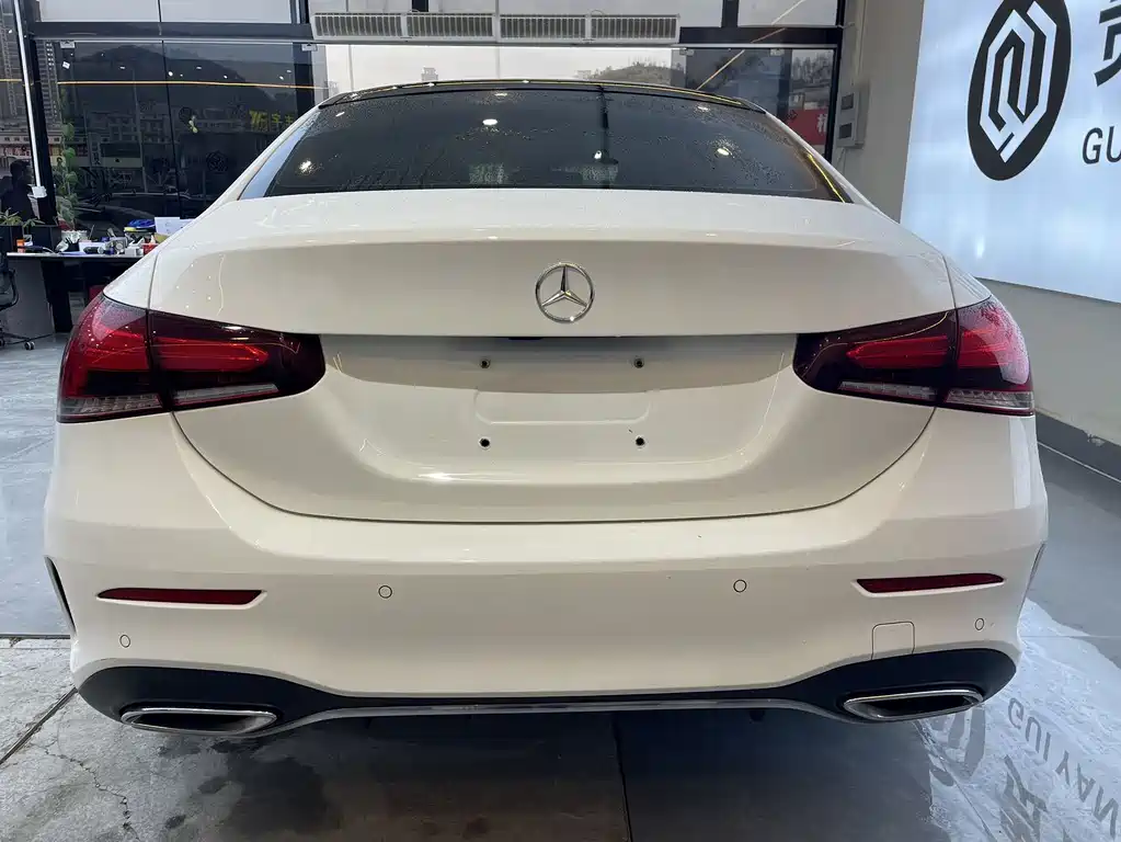 Mercedes-Benz Mercedes-Benz A-Class 2020 A 200 L Sport Sedan 2020 - thumbnail 19