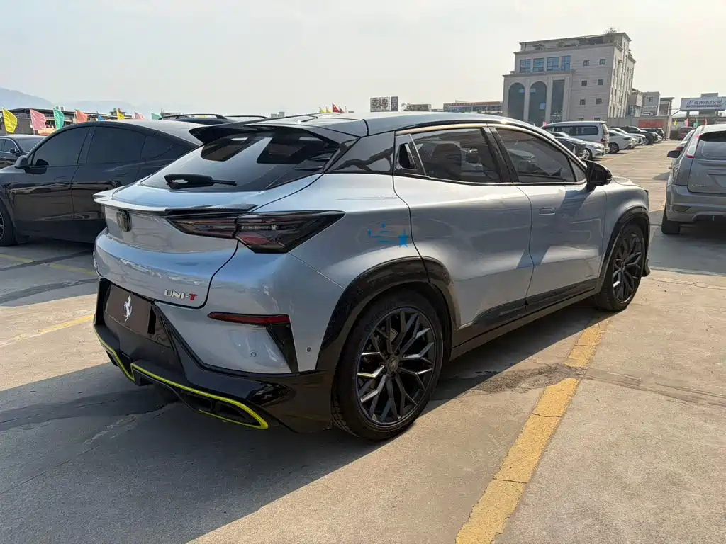 Changan Changan UNI-T 2022 2.0T Premium Edition 2022 - thumbnail 6