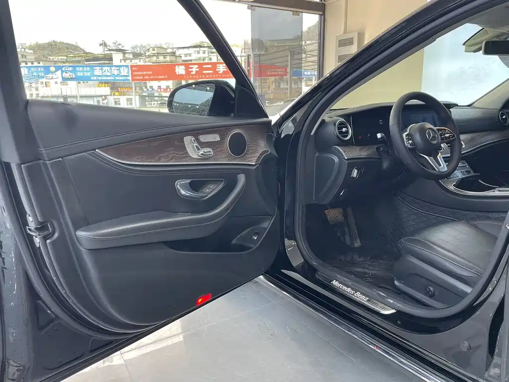 Mercedes-Benz Mercedes-Benz E-Class 2019 E 300 L Luxury Model 2019 - thumbnail 6