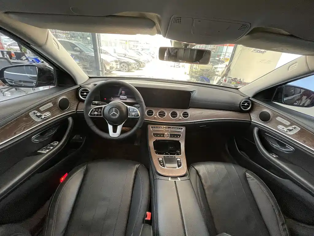 Mercedes-Benz Mercedes-Benz E-Class 2019 E 300 L Luxury Model 2019 - thumbnail 11