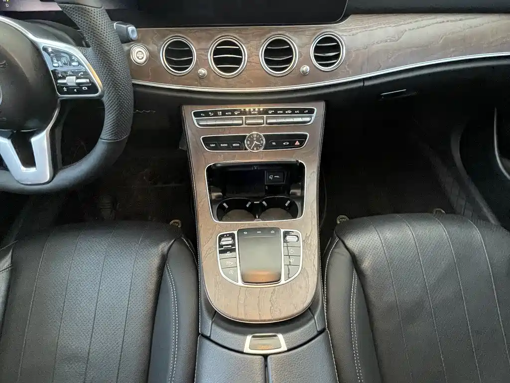 Mercedes-Benz Mercedes-Benz E-Class 2019 E 300 L Luxury Model 2019 - thumbnail 14