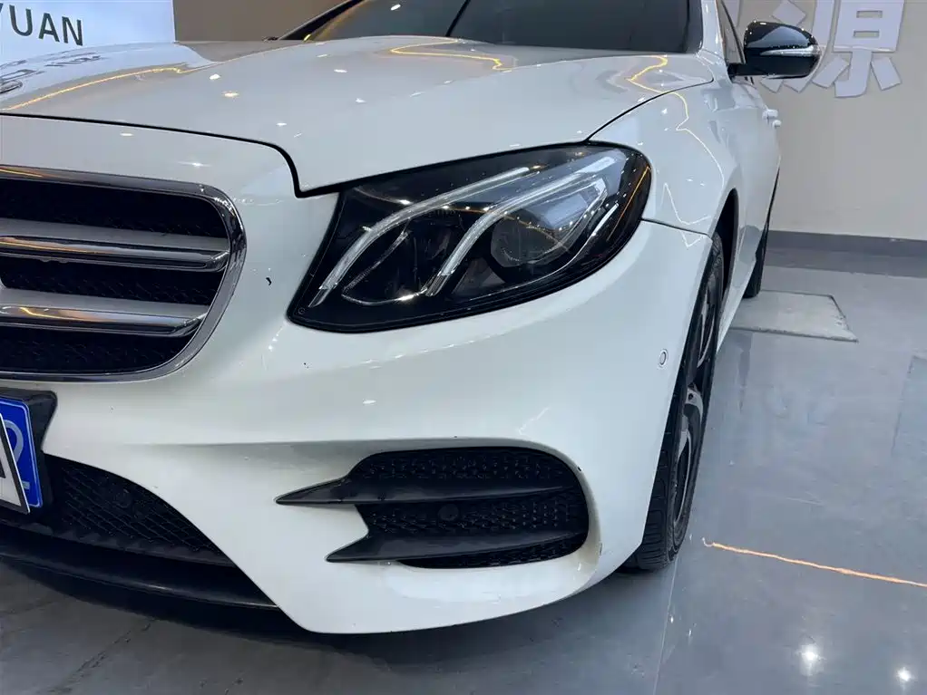 Mercedes-Benz Mercedes-Benz E-Class 2017 E 200 Sport 2018 - thumbnail 18