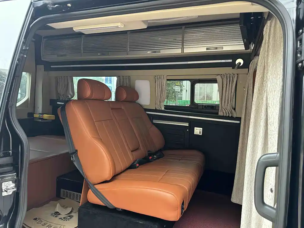 Ford Ford Transit 2019 2.0T Gasoline Automatic Multi-Purpose Commercial Vehicle Medium Wheelbase Medium Roof 6 Seats China VI 2021 - thumbnail 11