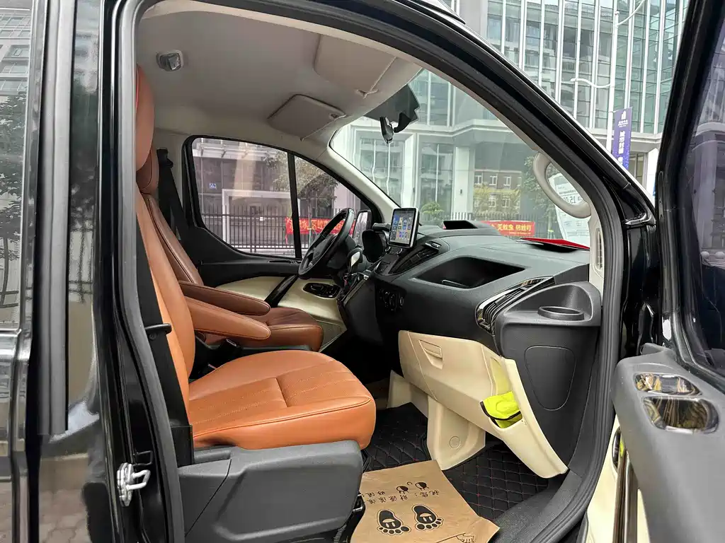 Ford Ford Transit 2019 2.0T Gasoline Automatic Multi-Purpose Commercial Vehicle Medium Wheelbase Medium Roof 6 Seats China VI 2021 - thumbnail 12