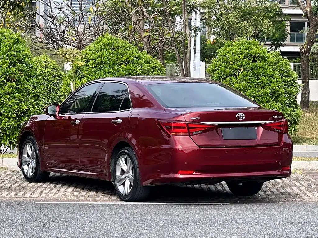 Toyota Crown 2015 2.5L Fashion Limited Edition 2015 - thumbnail 15