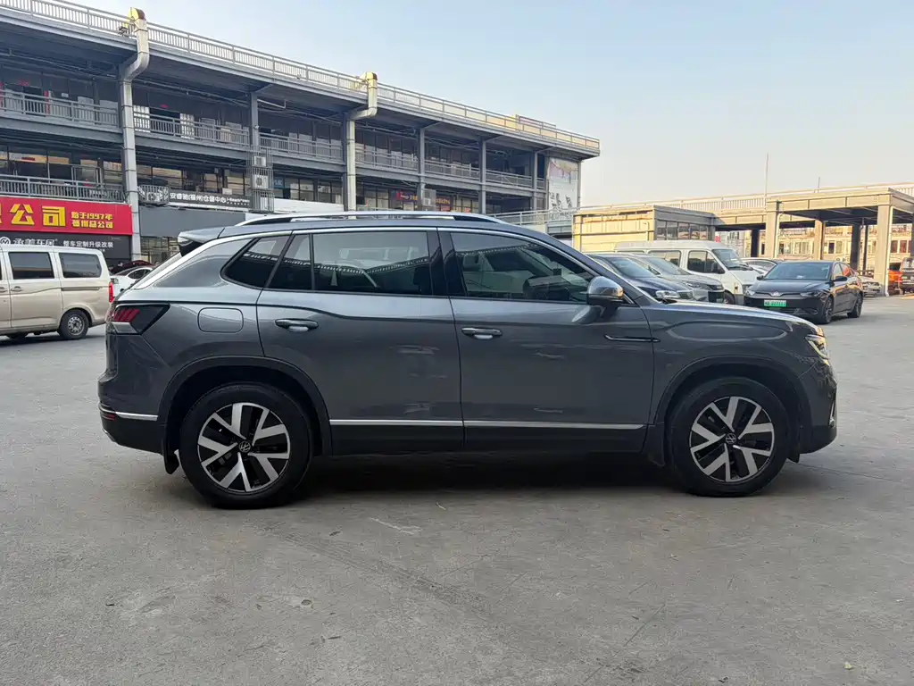 Volkswagen Tayron 2023 330TSI 2WD Luxury Plus Advanced Edition 2023 - thumbnail 8