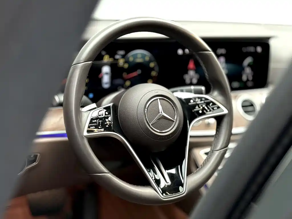Mercedes-Benz Mercedes-Benz E-Class 2023 E 300 L Fashion Edition 2023 - thumbnail 5