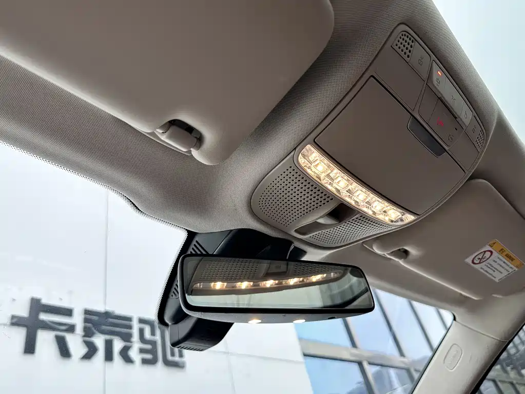 Mercedes-Benz Mercedes-Benz E-Class 2023 E 300 L Fashion Edition 2023 - thumbnail 6