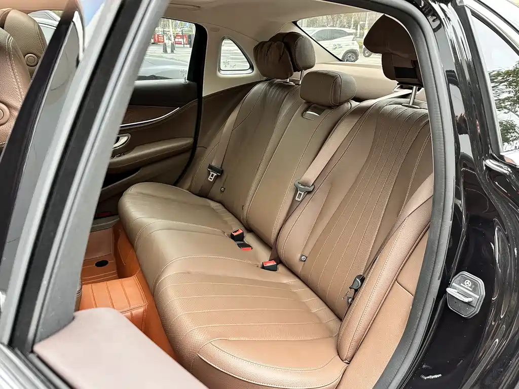 Mercedes-Benz Mercedes-Benz E-Class 2023 E 300 L Fashion Edition 2023 - thumbnail 10