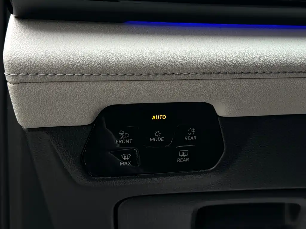 Volkswagen Toucan 2023 380TSI AWD Prestige Luxury Edition 2023 - thumbnail 11
