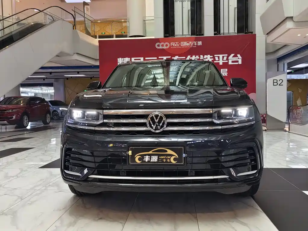 Volkswagen Teramont 2022 Teramont X 380TSI AWD Premium Luxury Edition 2022 - thumbnail 2