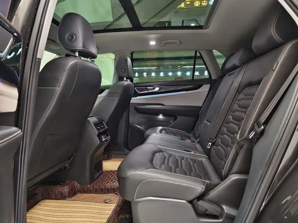 Volkswagen Teramont 2022 Teramont X 380TSI AWD Premium Luxury Edition 2022 - thumbnail 13
