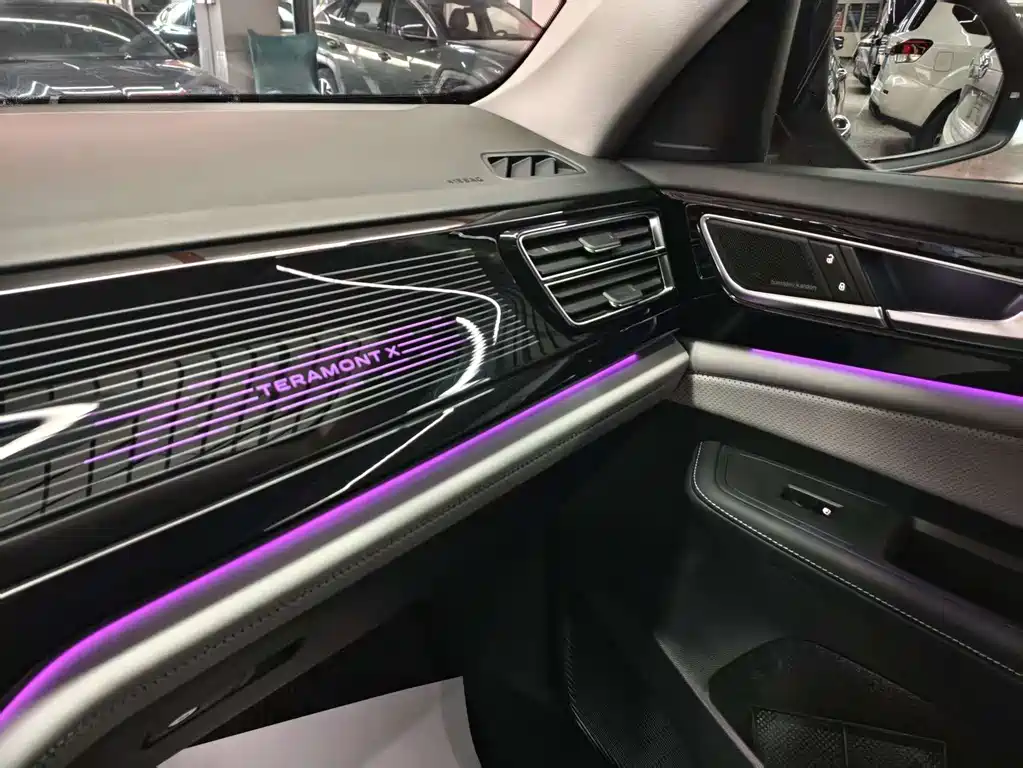 Volkswagen Teramont 2022 Teramont X 380TSI AWD Flagship Elite 2021 - thumbnail 16