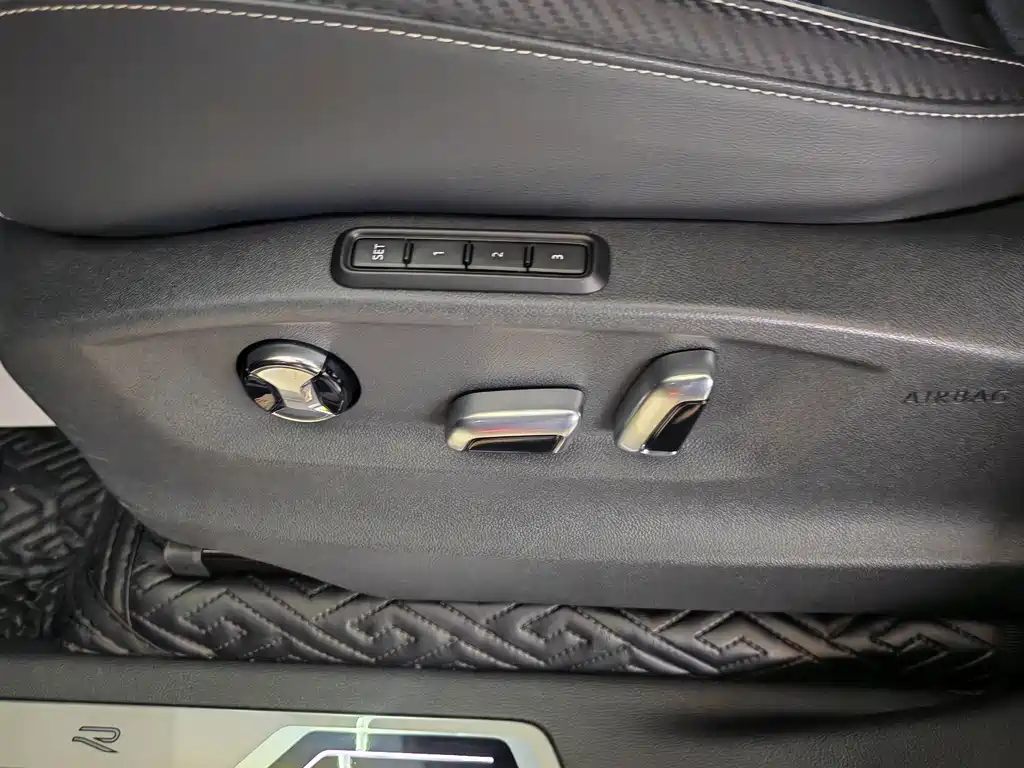 Volkswagen Teramont 2022 Teramont X 380TSI AWD Flagship Elite 2021 - thumbnail 21