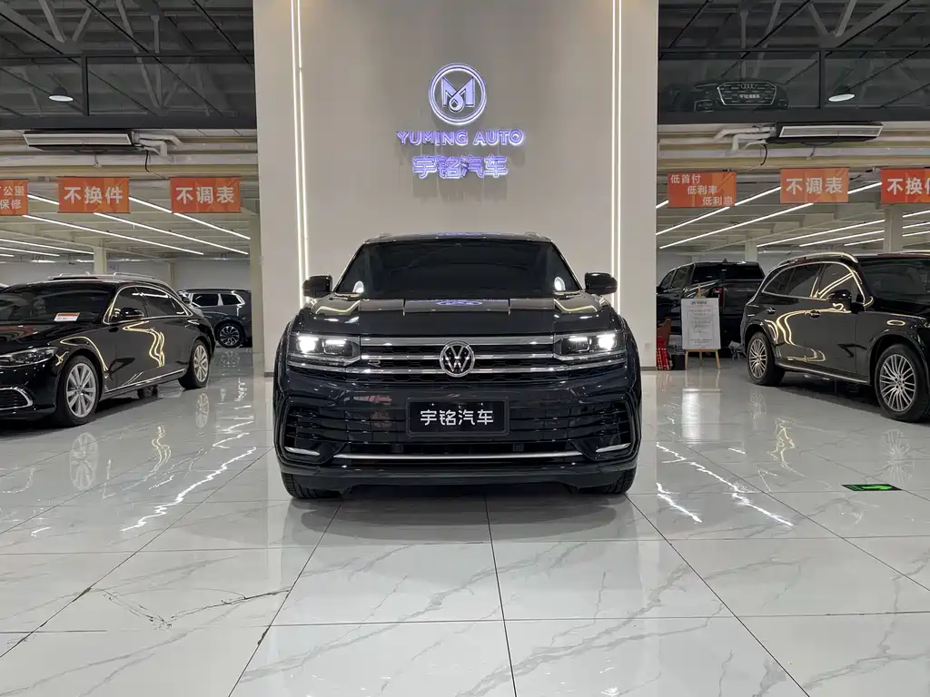 Volkswagen Touareg 2022 Touareg X 380TSI AWD Luxury Edition 2023 - thumbnail 2