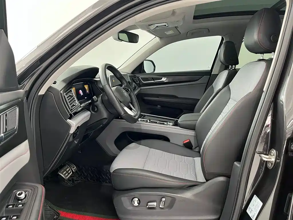 Volkswagen Touareg X 380TSI AWD Luxury Edition 2022 - thumbnail 4