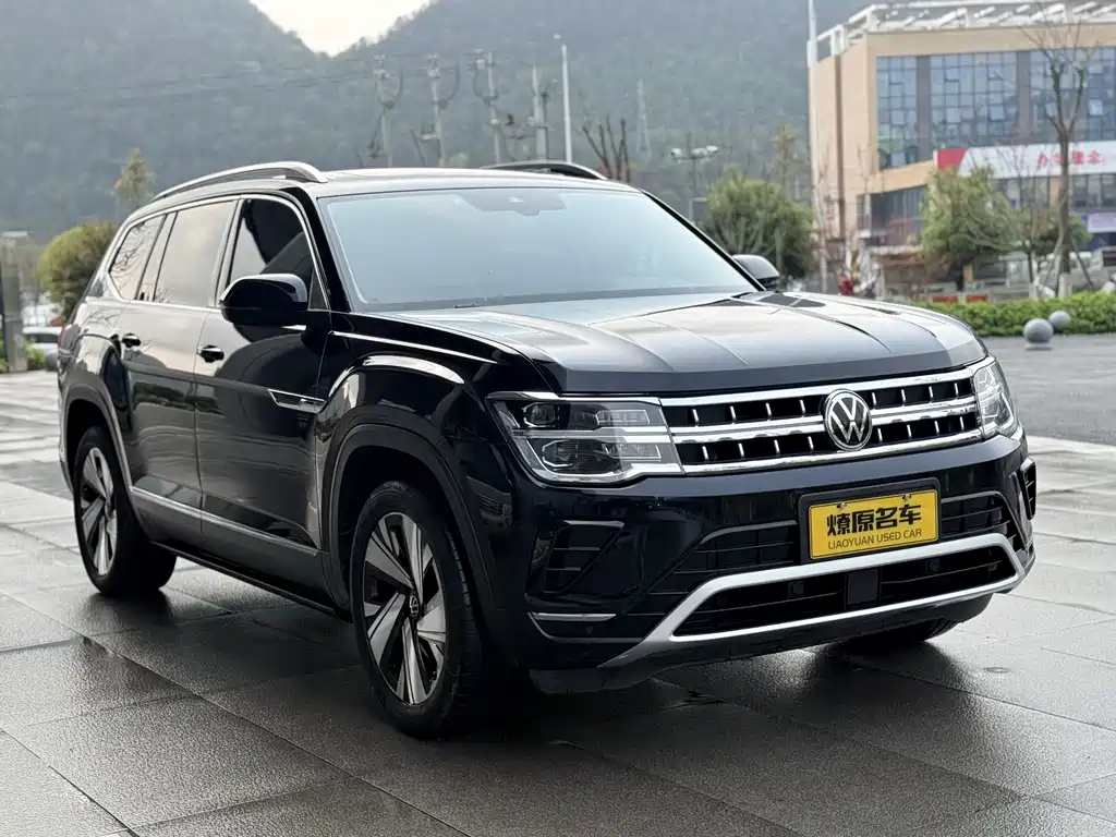 Volkswagen Touareg 2023 380TSI AWD Premium Luxury Edition 2022 - thumbnail 3