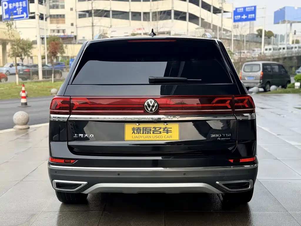 Volkswagen Touareg 2023 380TSI AWD Premium Luxury Edition 2022 - thumbnail 6