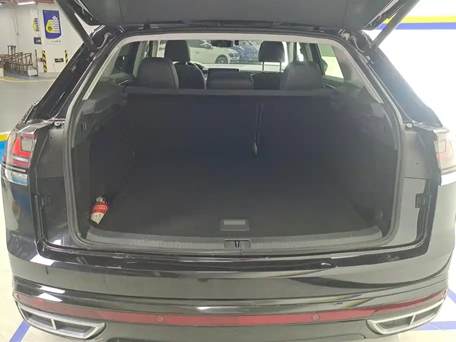 Volkswagen Touareg 2023 X Facelift 380TSI AWD Premium Luxury Edition 2023 - thumbnail 4