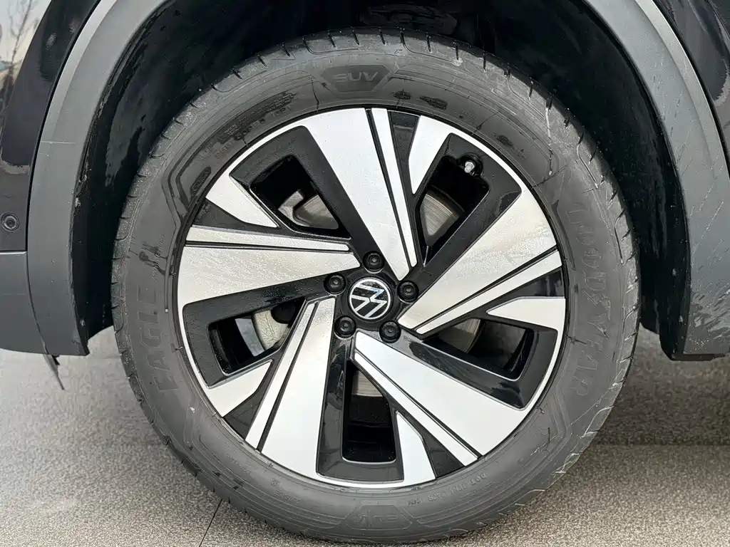 Volkswagen Touareg 2023 380TSI AWD Premium Luxury Edition 2022 - thumbnail 10