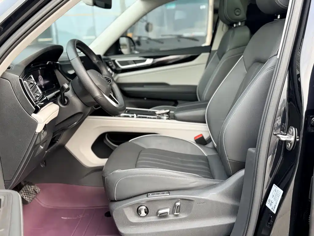 Volkswagen Touareg 2023 380TSI AWD Premium Luxury Edition 2022 - thumbnail 15