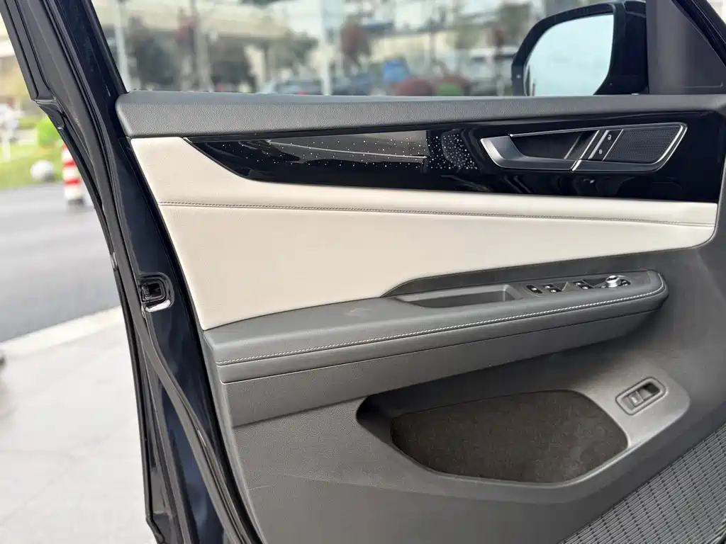 Volkswagen Touareg 2023 380TSI AWD Premium Luxury Edition 2022 - thumbnail 21