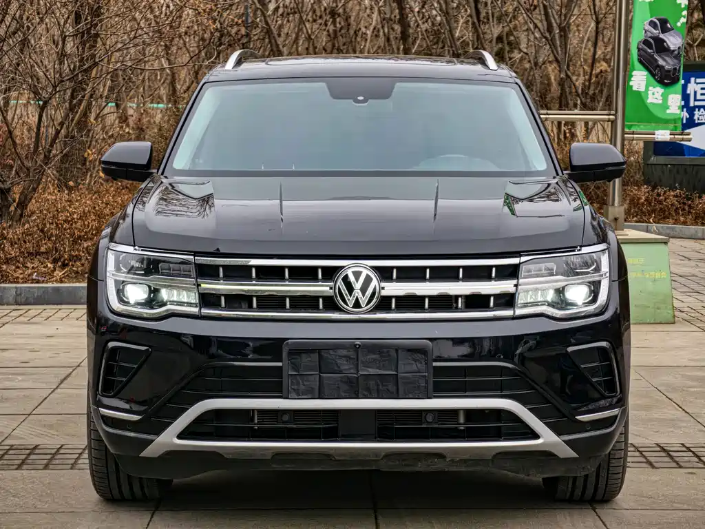 Volkswagen Touareg 2021 380TSI AWD Prestige Luxury Edition 2022 - thumbnail 2