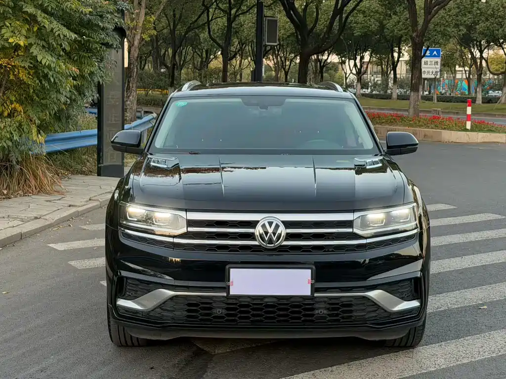 Volkswagen Teramont 2021 Teramont X 380TSI AWD Premium Luxury Edition 2021 - thumbnail 2