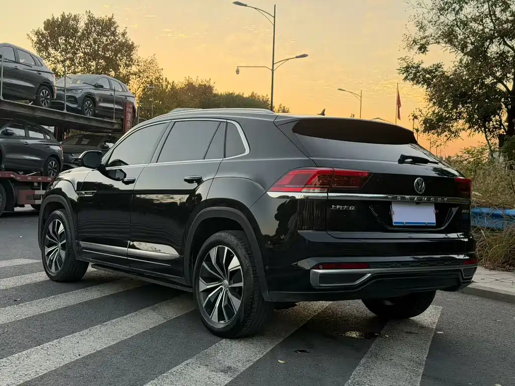Volkswagen Teramont 2021 Teramont X 380TSI AWD Premium Luxury Edition 2021 - thumbnail 4