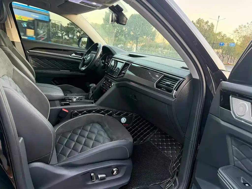 Volkswagen Teramont 2021 Teramont X 380TSI AWD Premium Luxury Edition 2021 - thumbnail 7