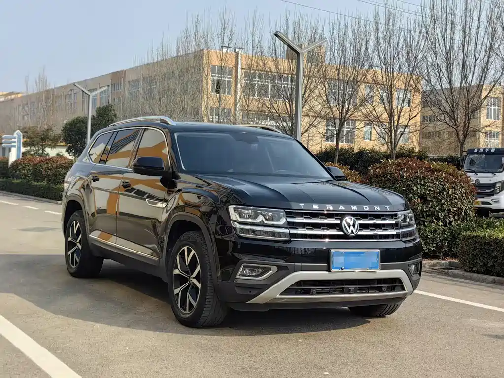 Volkswagen Teramont 2021 330TSI FWD Luxury Edition 2021 - thumbnail 3