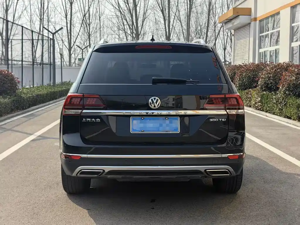 Volkswagen Teramont 2021 330TSI FWD Luxury Edition 2021 - thumbnail 4