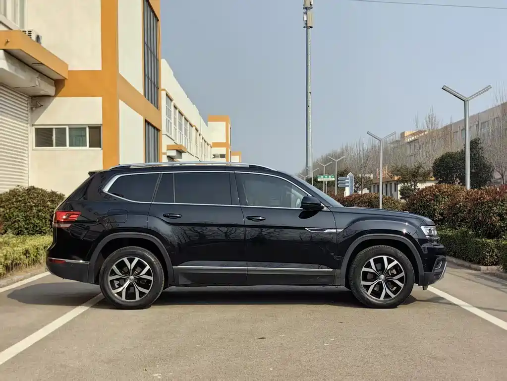 Volkswagen Teramont 2021 330TSI FWD Luxury Edition 2021 - thumbnail 7