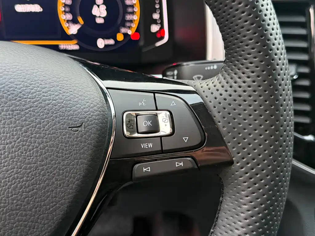 Volkswagen Touareg 2021 330TSI FWD Luxury Edition 2021 - thumbnail 19