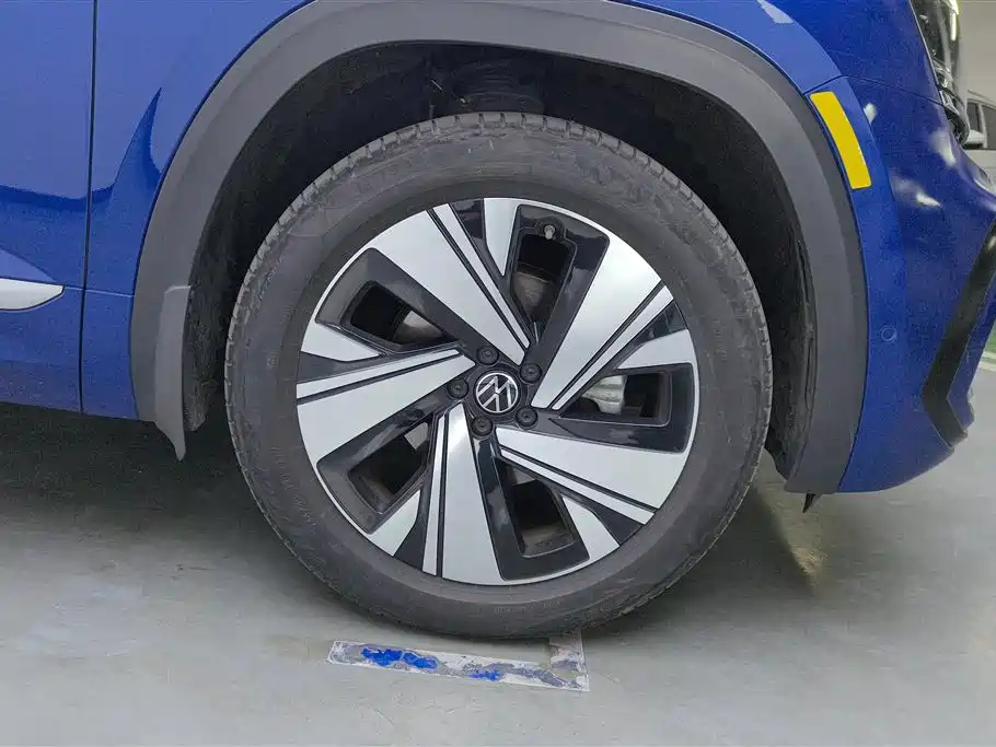 Volkswagen Teramont 2021 Teramont X 380TSI AWD Premium Luxury Edition 2021 - thumbnail 3