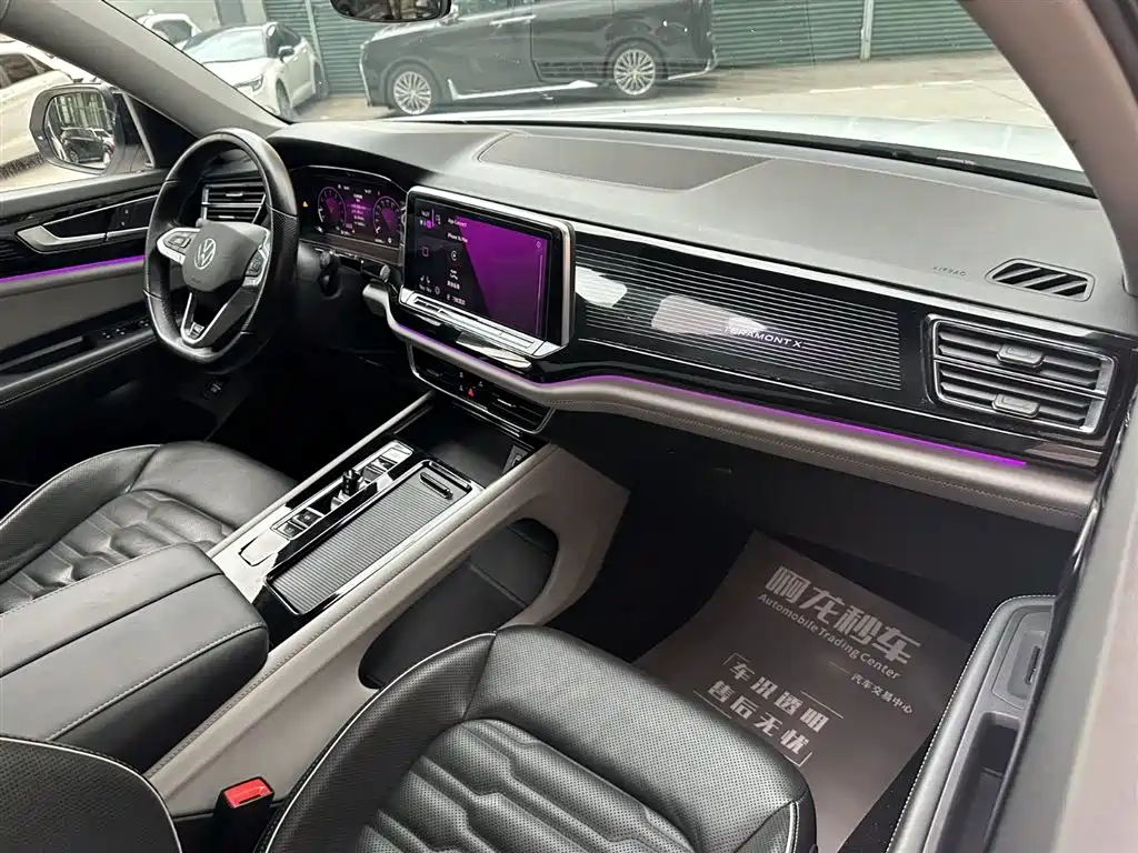 Volkswagen Touareg 2021 Model Touareg X 330TSI FWD Premium Luxury Edition 2021 - thumbnail 23