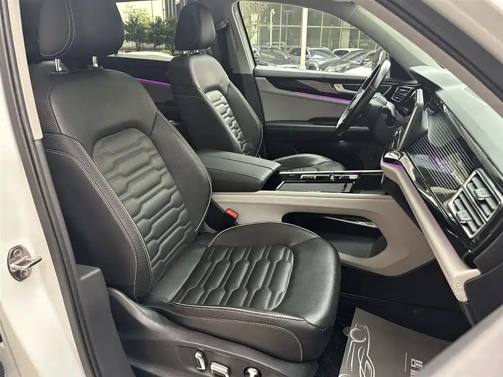 Volkswagen Touareg 2021 Model Touareg X 330TSI FWD Premium Luxury Edition 2021 - thumbnail 24