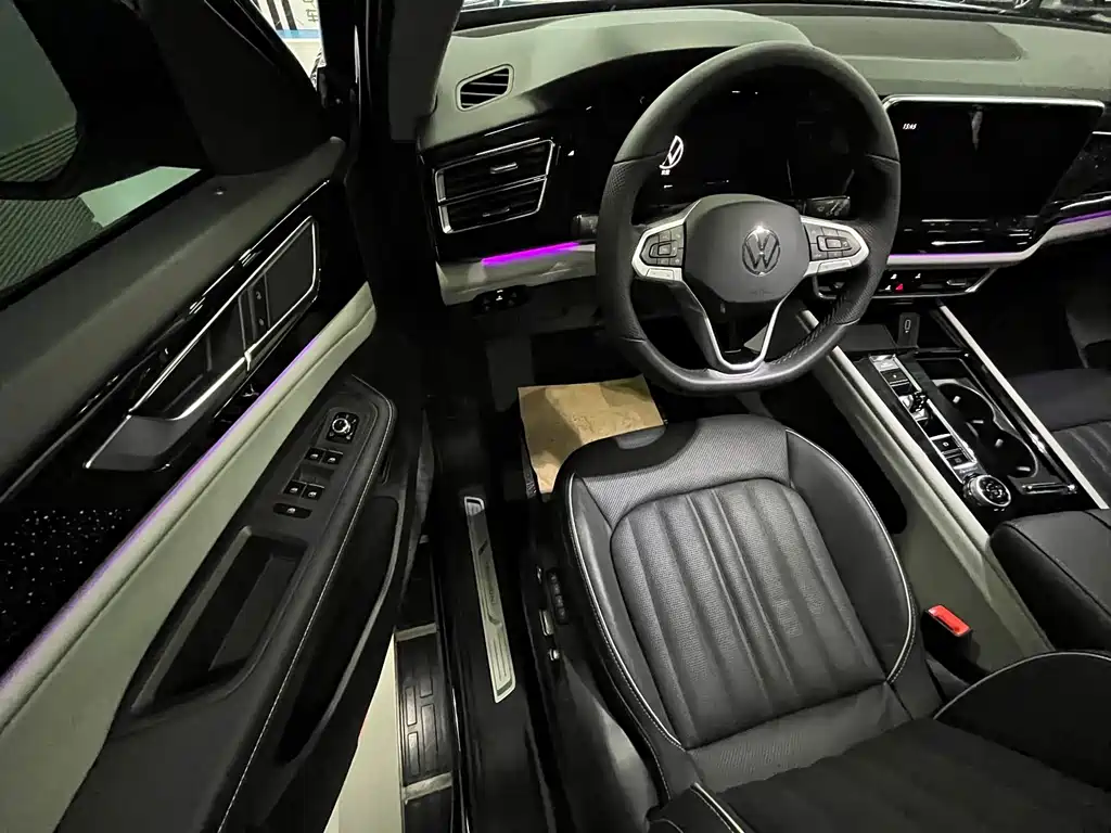Volkswagen Touareg 2021 380TSI AWD Premium Luxury Edition 2021 - thumbnail 14