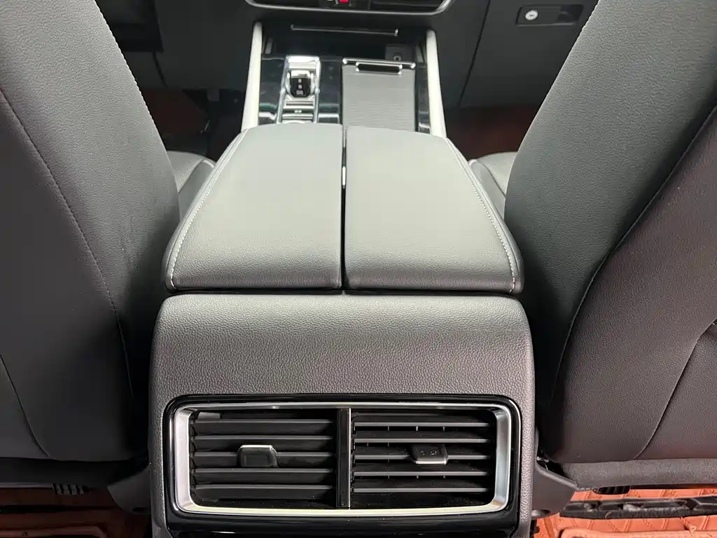 Volkswagen Touareg 2021 380TSI AWD Premium Luxury Edition 2022 - thumbnail 17