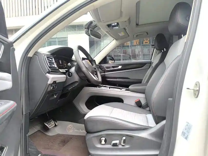 Volkswagen Touareg X 380TSI AWD Luxury Edition 2022 - thumbnail 4