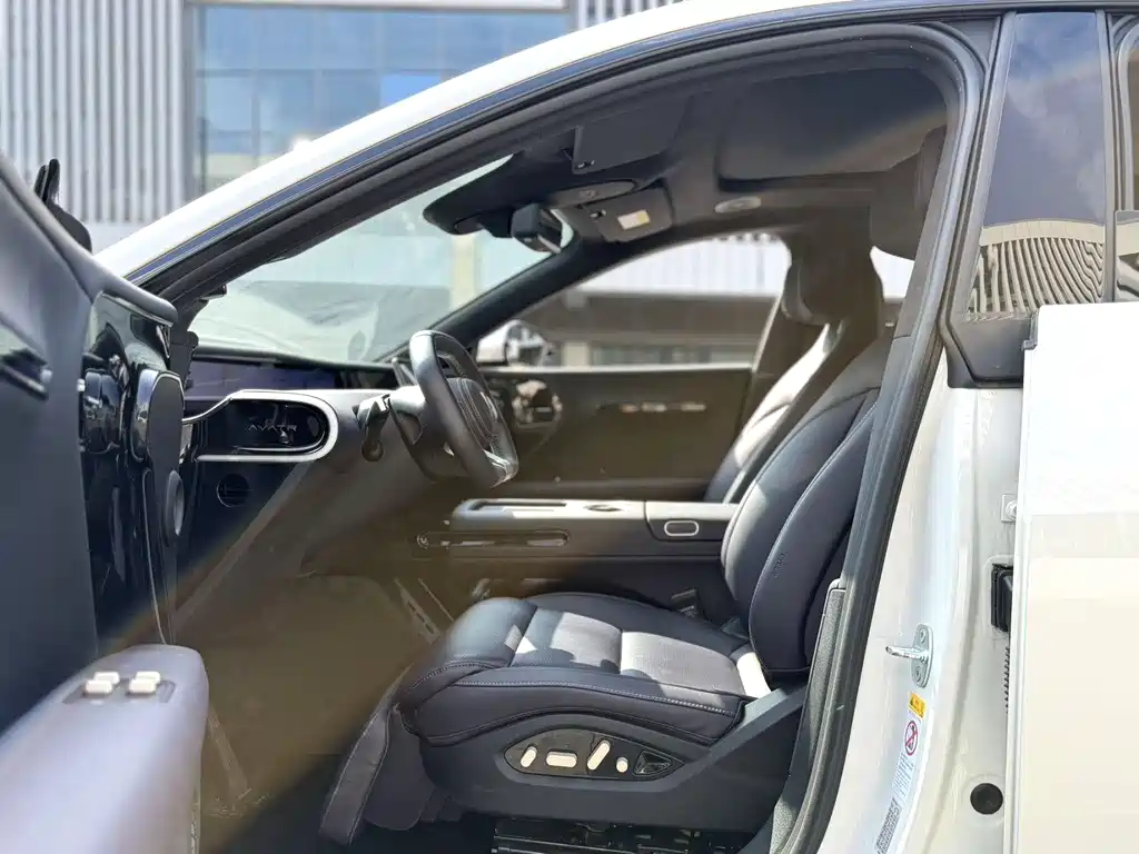 Avatr Avita 07 2026 Ultra EV AWD 2025 - thumbnail 6