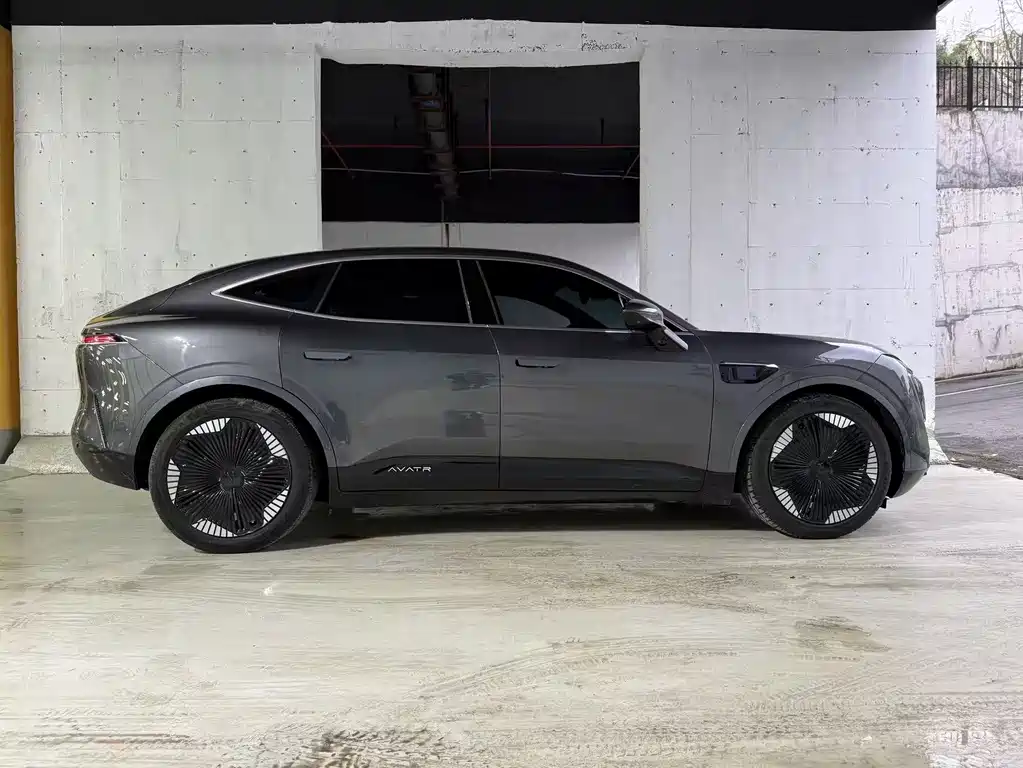 Avatr Avita 11 2023 Hongmeng 90kWh RWD 2024 - thumbnail 3