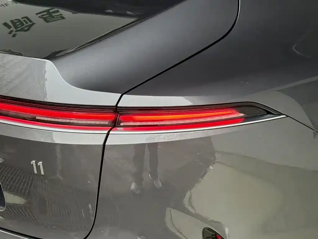 Avatr Avita 11 2023 Hongmeng 90kWh RWD 2024 - thumbnail 8