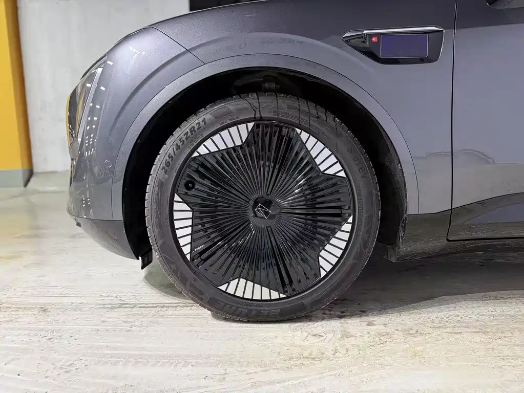 Avatr Avita 11 2023 Hongmeng 90kWh RWD 2024 - thumbnail 9